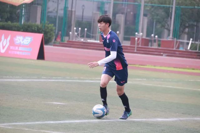 文班亚马不止参禅 还戴上了中国“福禄”葫芦